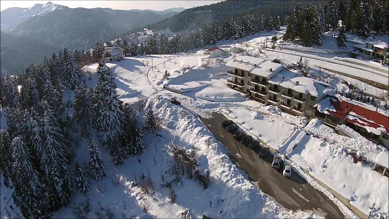 Ξενοδοχείο Μαγκιωση Neraidochori Exterior foto