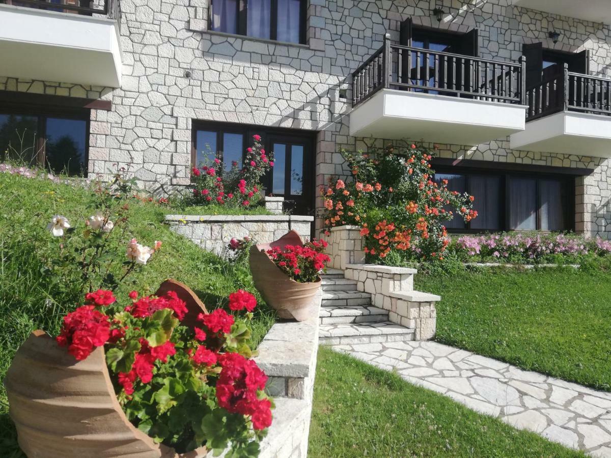 Ξενοδοχείο Μαγκιωση Neraidochori Exterior foto